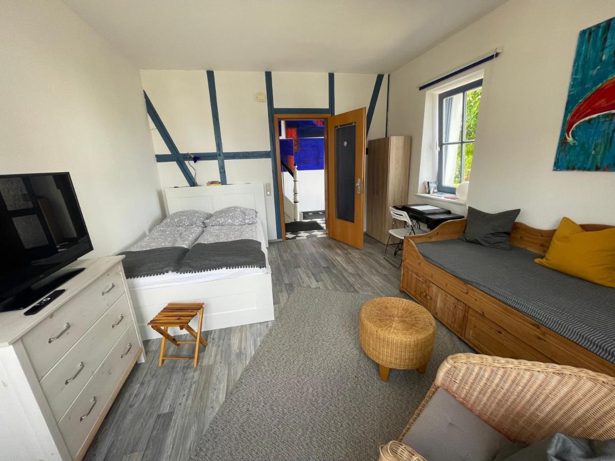 Ferienwohnung Kunst und Bergbauflair an der Ruhr - inklusive Netflix&Prime Bochum Exterior foto