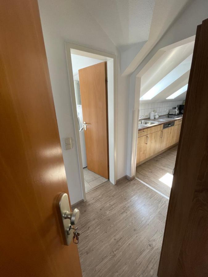 Ferienwohnung Kunst und Bergbauflair an der Ruhr - inklusive Netflix&Prime Bochum Exterior foto
